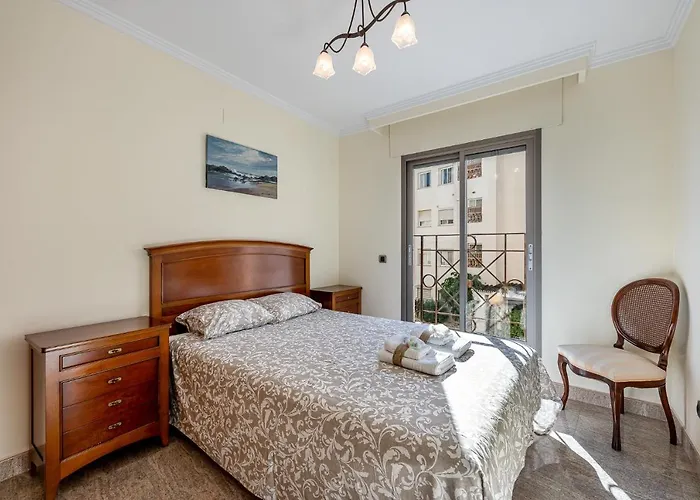 797 Holiday Rentals - Bellagio- Elegante Piso Para 6 A 1 Min De La Playa, Con Piscina Interior Y Exterior, Spa Con Jacuzzi
