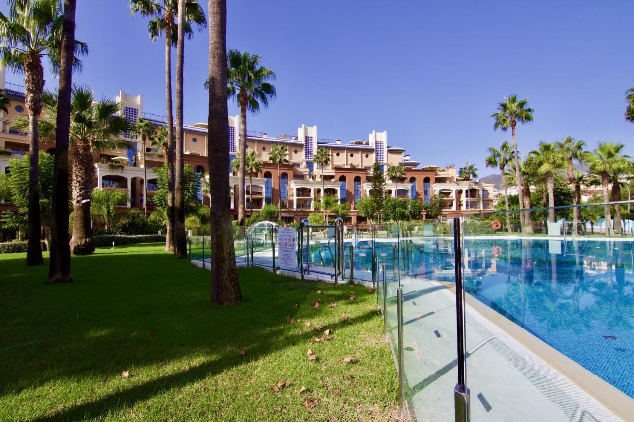 797 - Bellagio- Elegante Piso 6 A 1 Min De La Playa, Con Piscina Interior Y Exterior, Con Jacuzzi Appartement Benalmádena